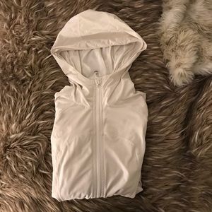 White Lululemon running jacket